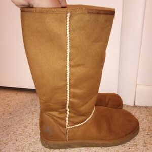 Airwalk women's boots size 10